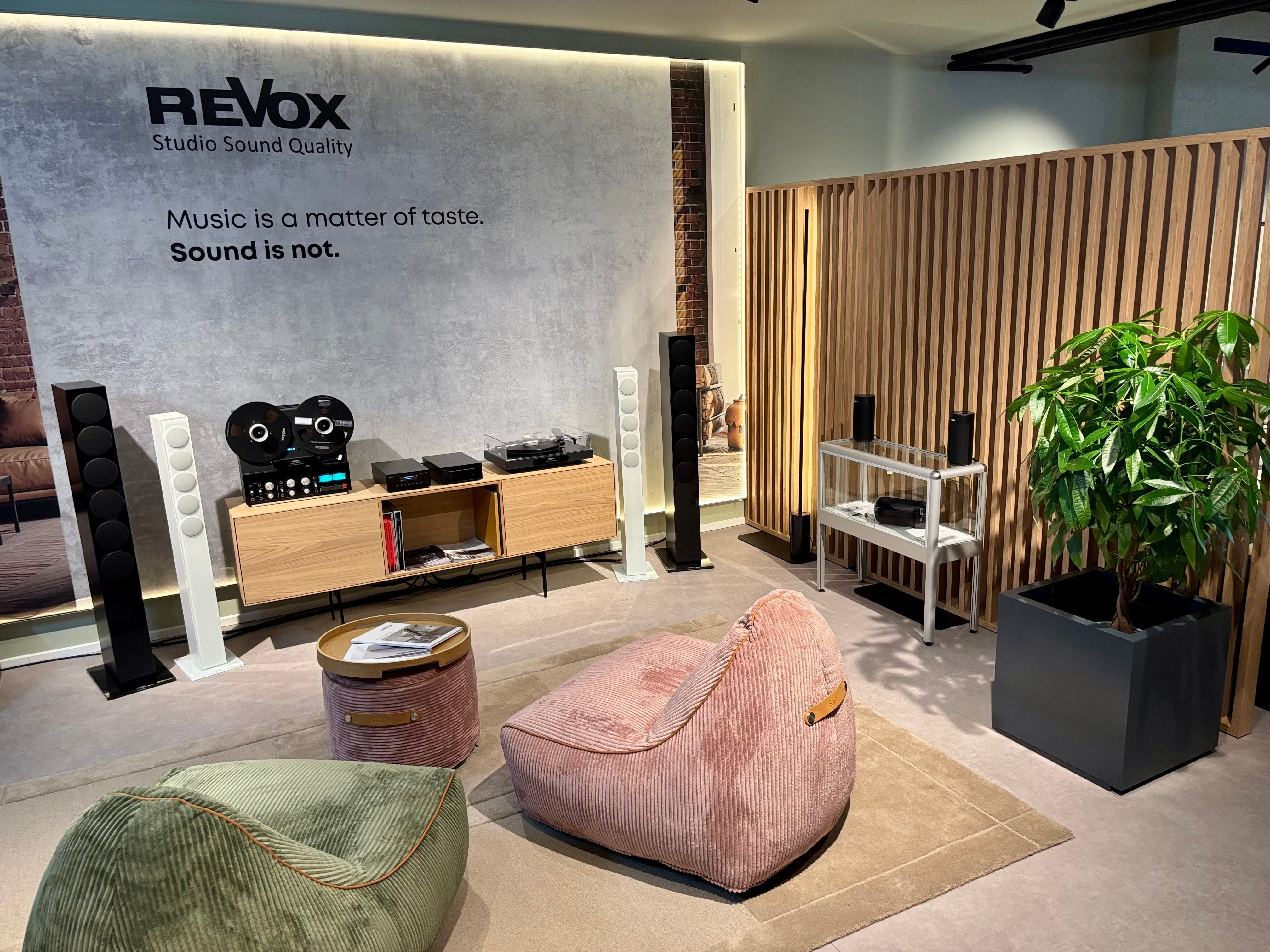 NEU: Revox Experience Center