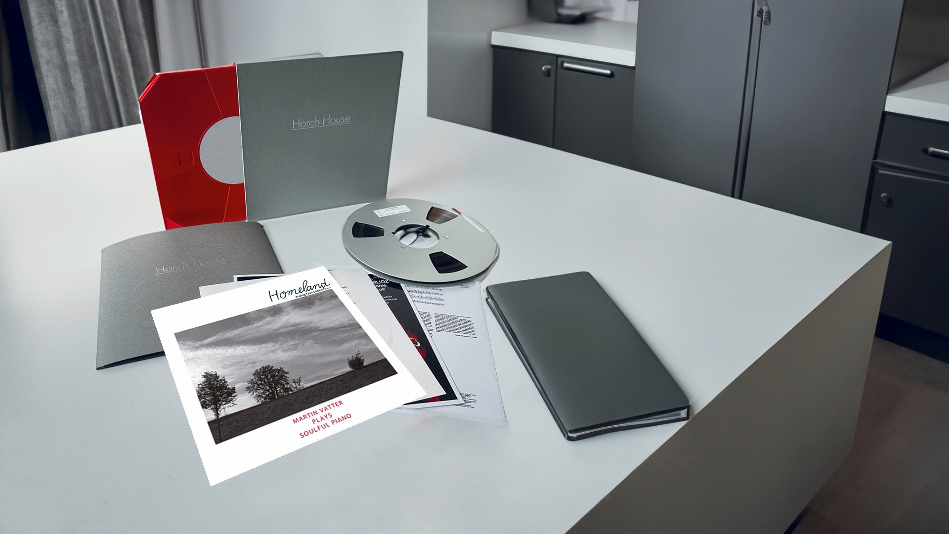 Revox_music_shop_background_martin-vatter_homeland_tonband